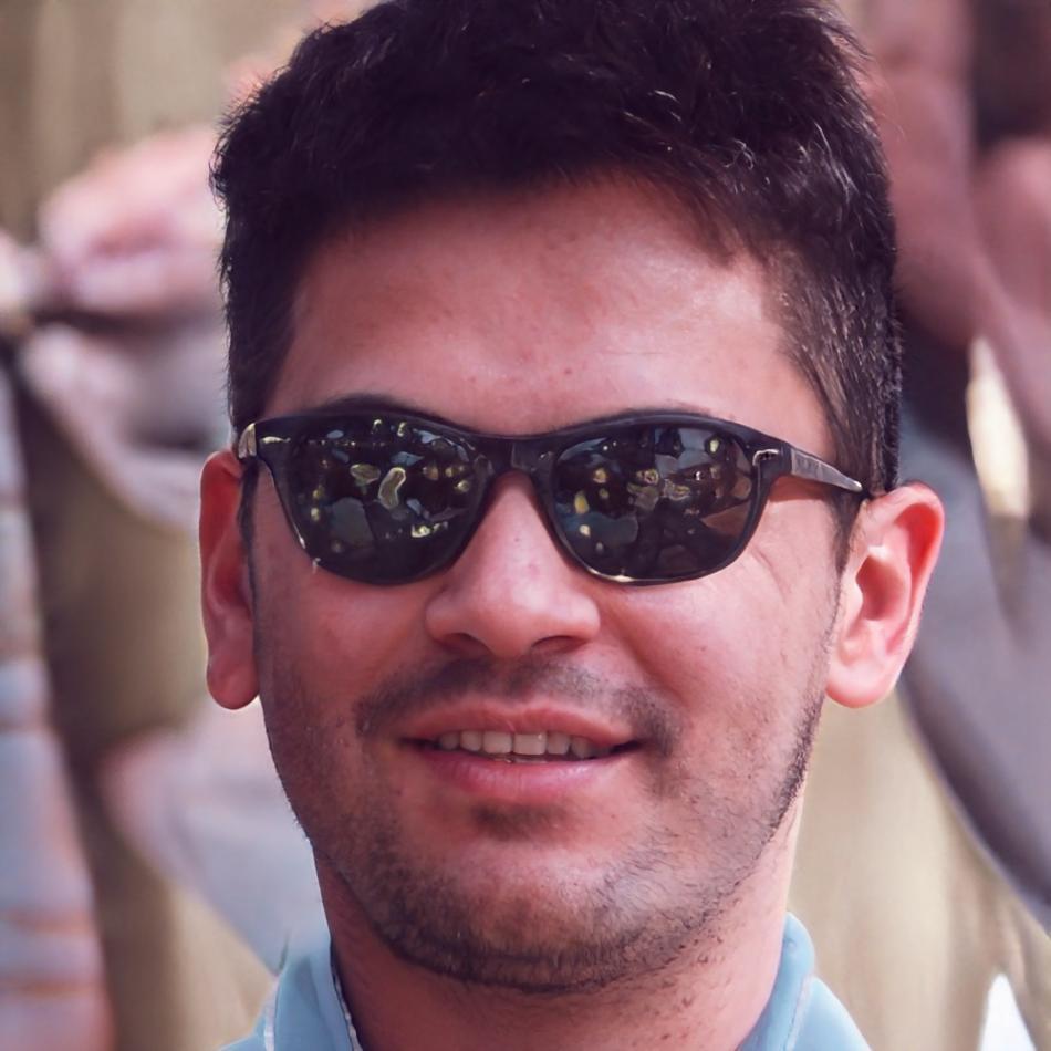 Retrato profesional de participante del seminario